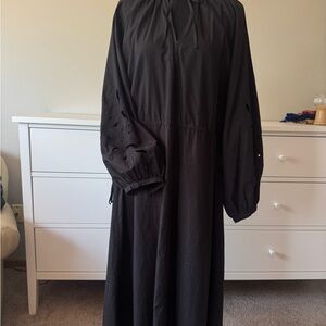 H&M Black Gathered Detail Dress